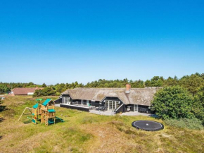 Nine-Bedroom Holiday home in Fanø